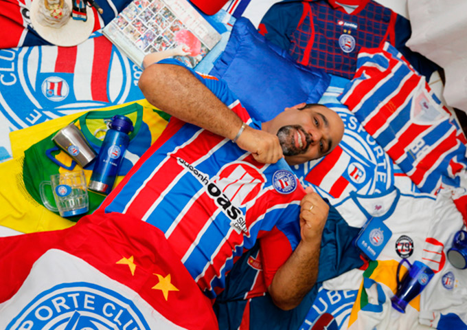 Torcedores gastam até 10% do orçamento com os clubes 