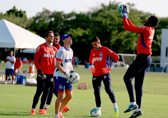 Bahia faz último treino em Salvador antes de viajar 
