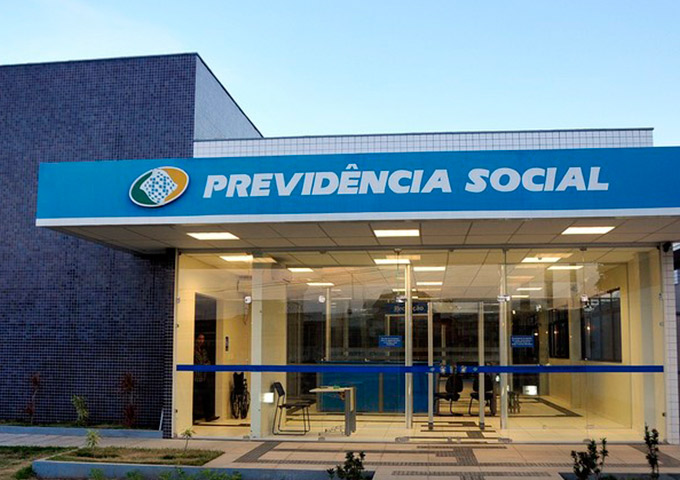 Homem apresenta documento falso ao INSS e é preso