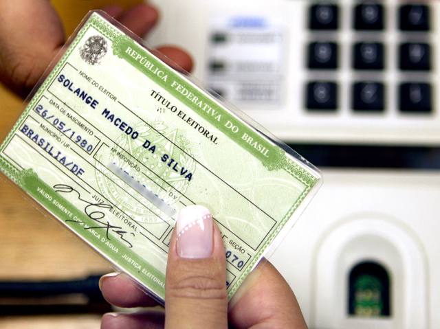 Segunda via do título de eleitor pode ser entregue até amanhã