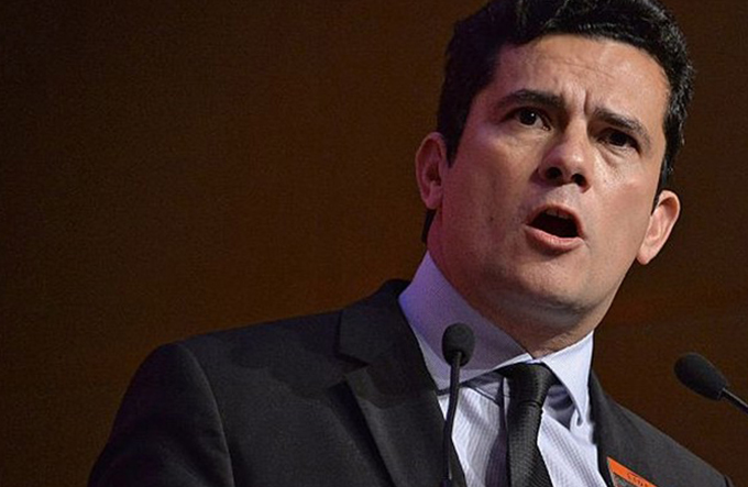  Moro transforma prisão de Palocci em preventiva