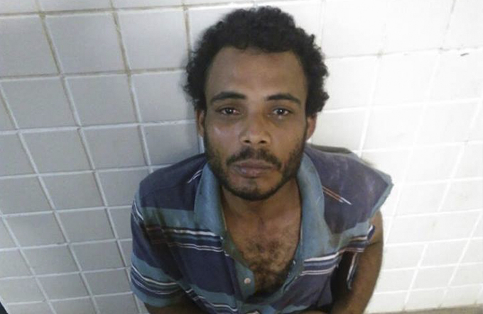 Homem é preso ao tentar furtar loja da Vivo