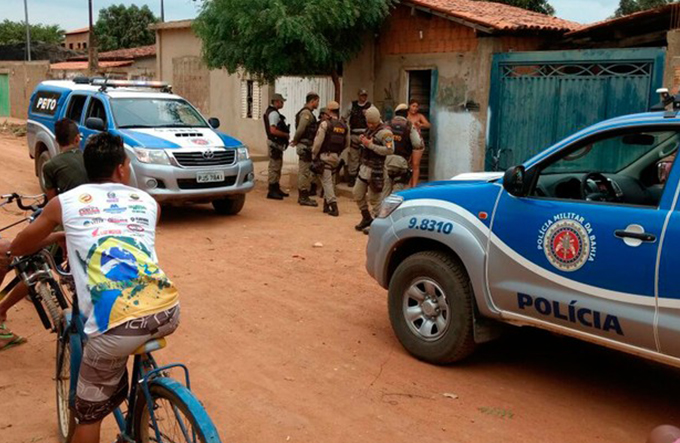 Bebê morre e avô é baleado em ataque; alvo seria filho de idoso