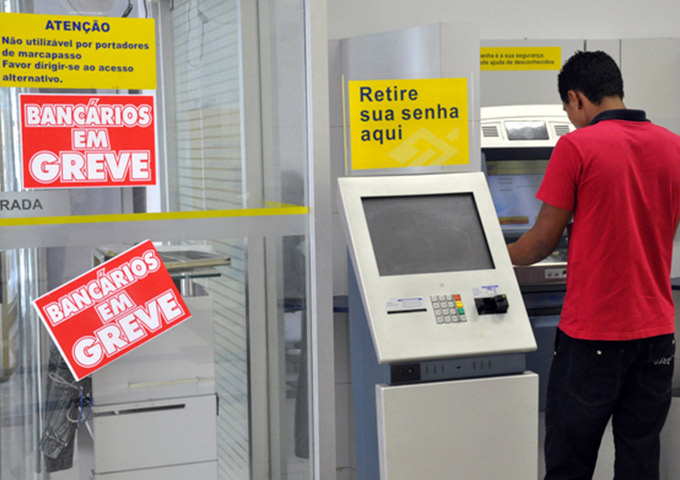 Greve dos bancários pode terminar hoje em todo o país