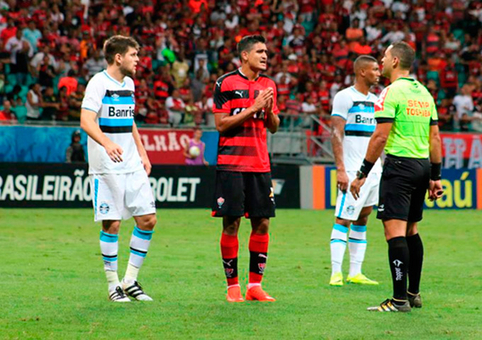 Jogadores do Leão lamentam vacilo que custou a derrota na Fonte