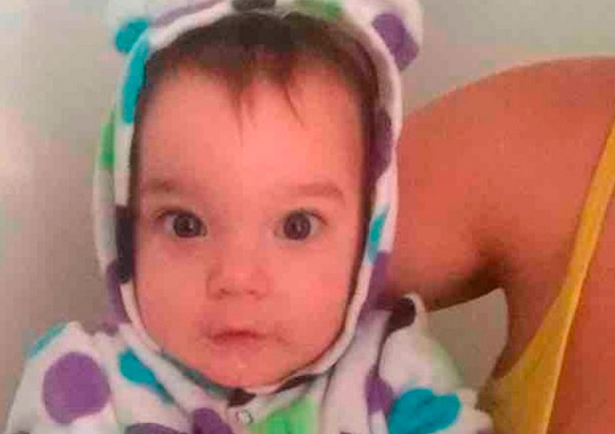 Bebê de dez meses morre após ser estuprado pelo namorado da mãe