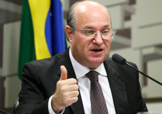 Presidente do BC diz que Brasil vive recessão mais severa da história