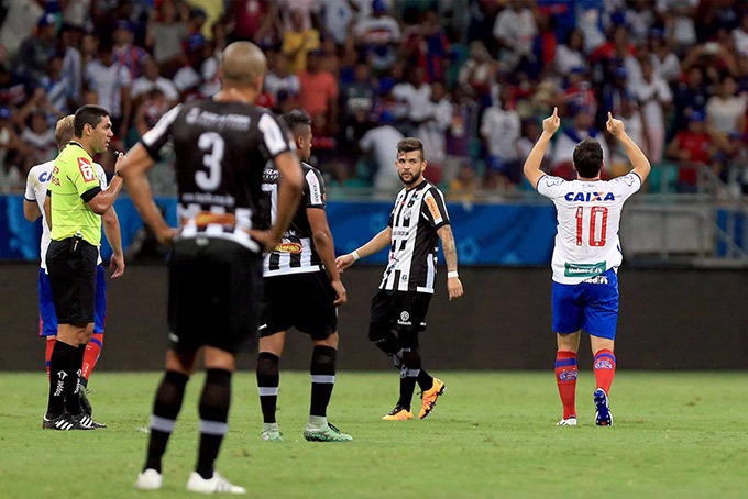 Embalado em casa, Bahia goleia o Tupi na Arena e encosta no G4