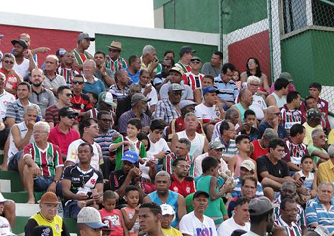 Flu arranca empate na estreia da Copa Estado