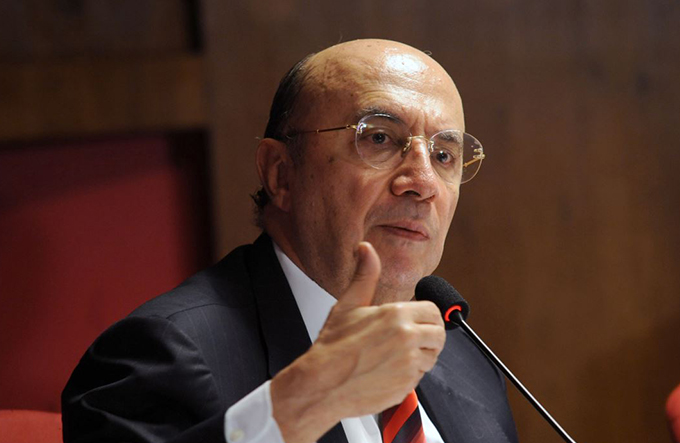 'Se PEC não passar, governo subirá impostos', diz Meirelles