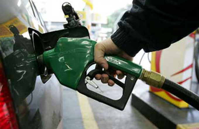 Petrobras muda política e gasolina deve custar menos R$ 0,05 por litro