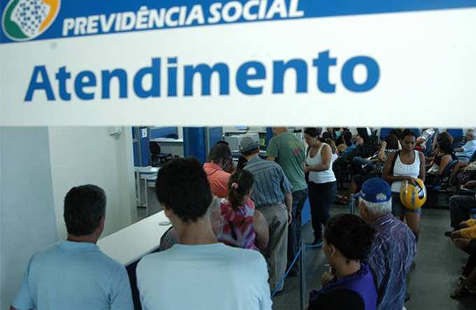 Defensoria pede que o INSS suspenda revisão de benefícios