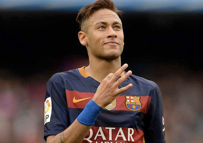Barcelona anuncia prorrogação do contrato de Neymar 