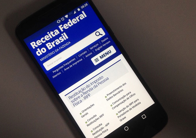Corrigir pendências na declaração pode liberar restituição do IR