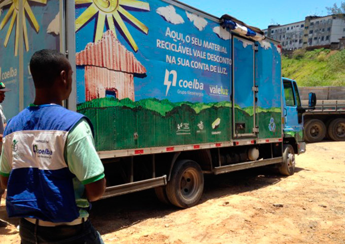 Projeto da Coelba atende moradores de Imbassaí