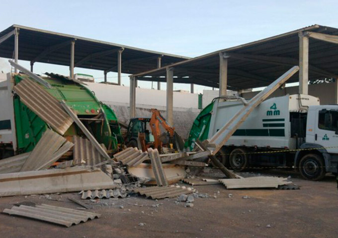 Funcionário de galpão morre após imóvel desabar 