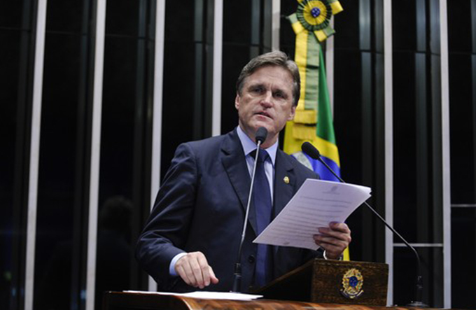 Senador propõe antecipação de feriados nacionais para segundas-feiras
