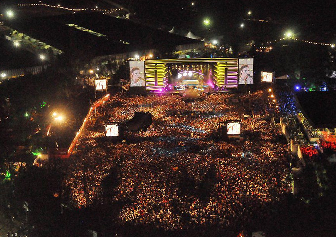 Ingressos para show podem ser comprados pela internet