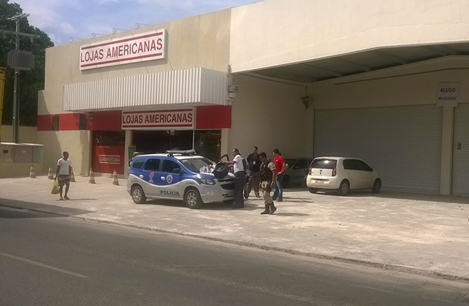 Mulher é presa após furtar roupas intimas das Lojas Americanas