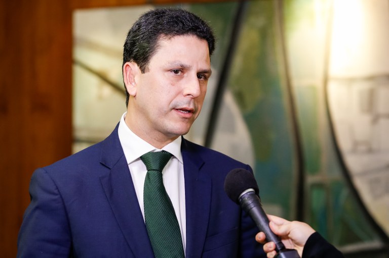 Cartão-Reforma será lançado na quarta (9), diz ministro 