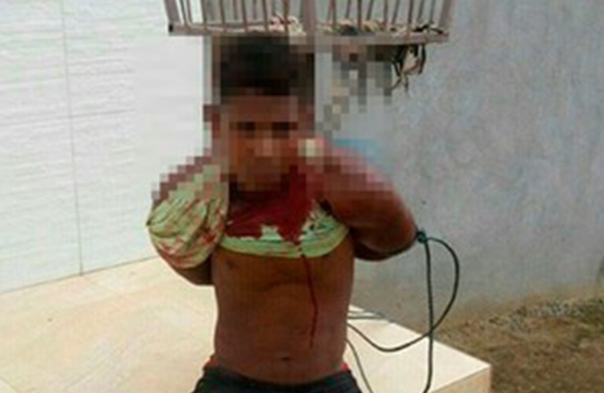 Jovem é agredido e amarrado por moradores após tentar invadir casa