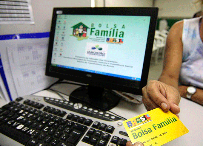 Governo cancela 469 mil benefícios do Bolsa Família 