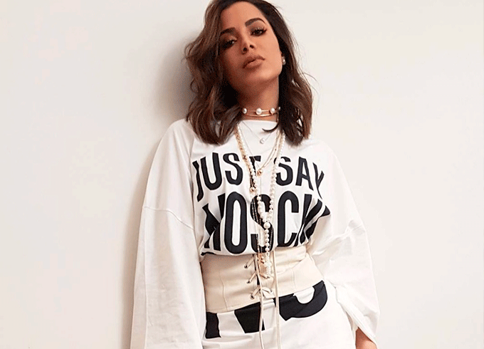Anitta é eleita melhor cantora do Brasil 