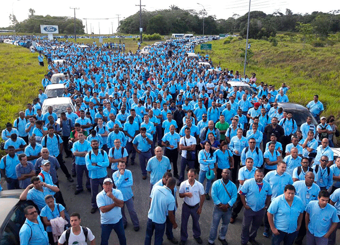 Sindicato garante volta do terceiro turno da Ford em 2017