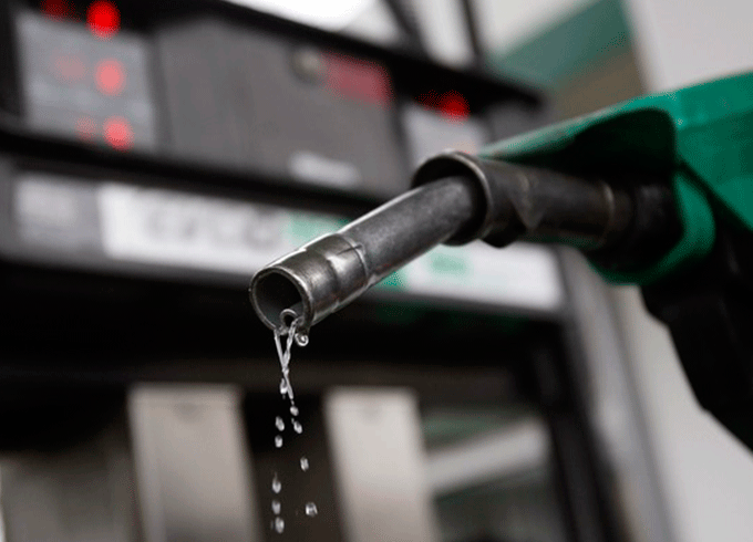 Preço da gasolina pode cair R$ 0,05 nos postos com nova redução