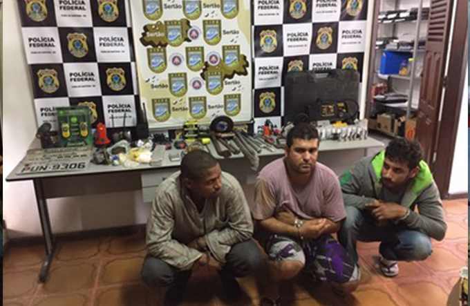 Presa quadrilha especializada em roubo de cofres dos Correios