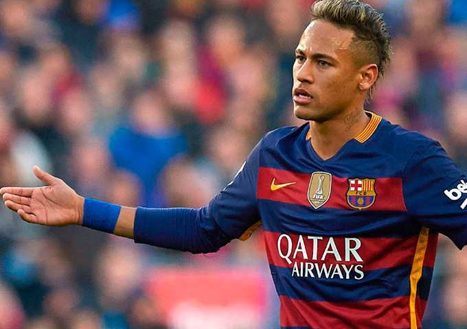 Promotor espanhol pede 2 anos de prisão para Neymar