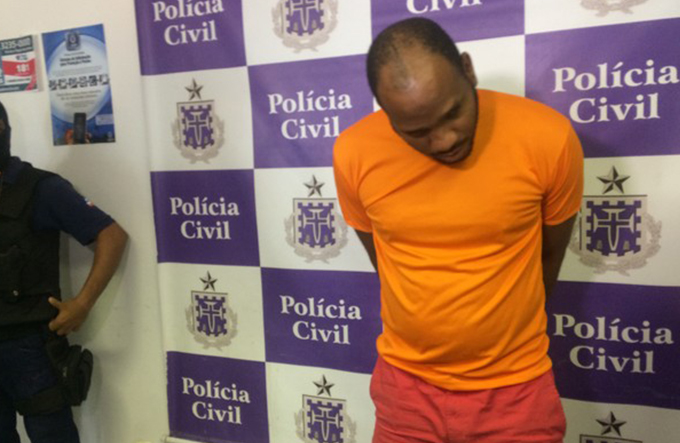 Homem cumprimentou pai de vítima minutos após atirar nela 
