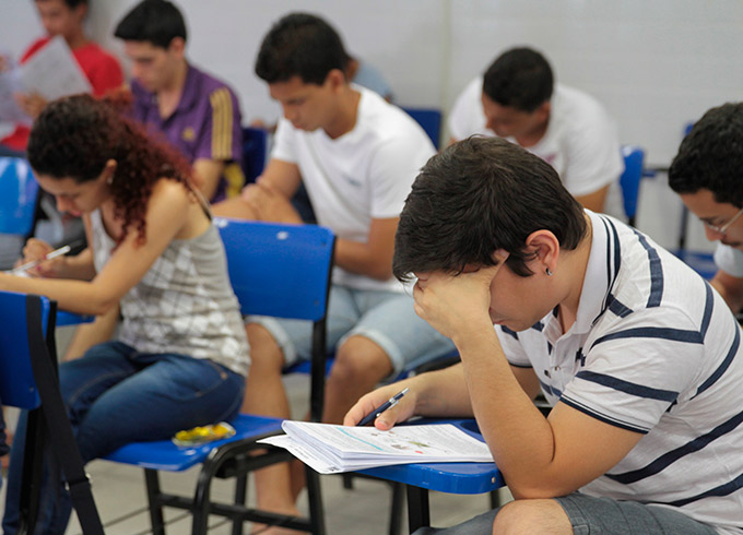 Novo Enem poderá excluir treineiros e certificado de conclusão