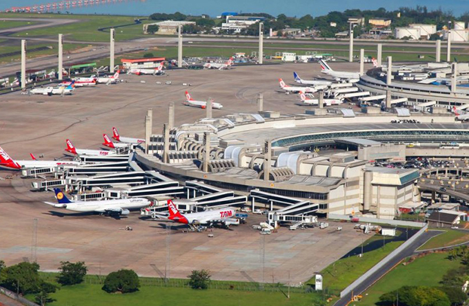 Terminal do aeroporto do Galeão é interditado após ameça de bomba