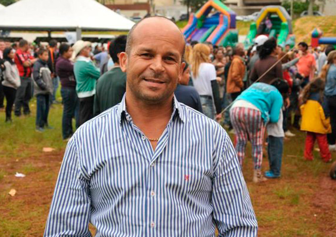 Vidente previu morte de time inteiro neste ano; assista ao vídeo