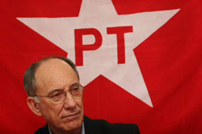 Lula é nosso candidato em 2018, diz Rui Falcão