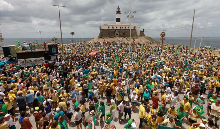 Protesto em defesa da Lava Jato reúne manifestantes em todo país 