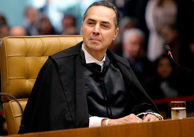 Descumprir ordem judicial é crime ou golpe de Estado, diz ministro