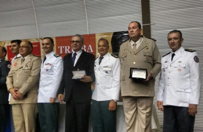 Major Hilton é homenageado na Academia de Polícia Militar