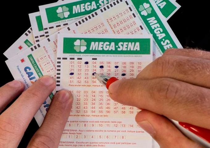 Mega-Sena acumula e pode pagar R$ 9,6 milhões no sábado