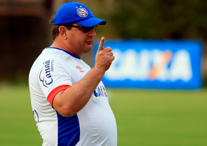 Cotado no Corinthians, Guto Ferreira diz: 'minha cabeça está no Bahia'