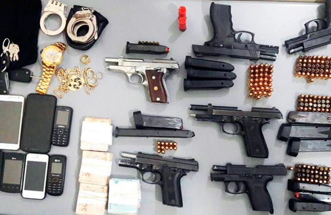 Três policiais militares são presos por sequestro e extorsão