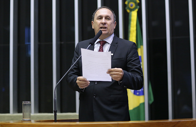 Deputado João Gualberto comenta aprovação da PEC 55