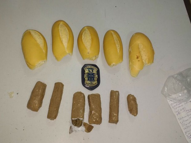 Padeiro é preso após entrega de pães com maconha em delegacia