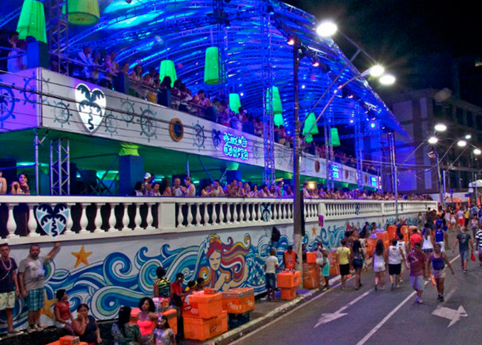 Camarotes divulgam atrações para o Carnaval 2017 