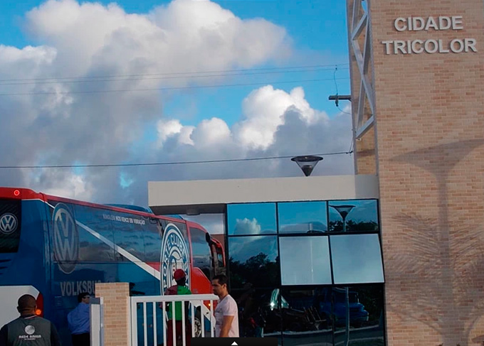 Tricolor acerta com OAS e ficará com o Fazendão e CT de Dias d'Ávila 