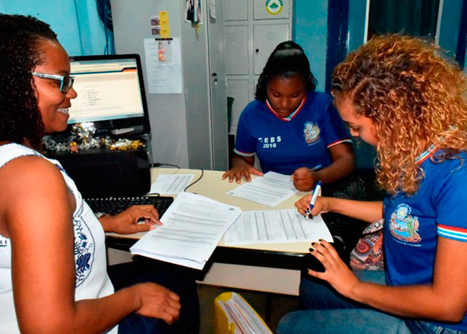 Renovação de matrícula segue até dia 30 na Bahia 