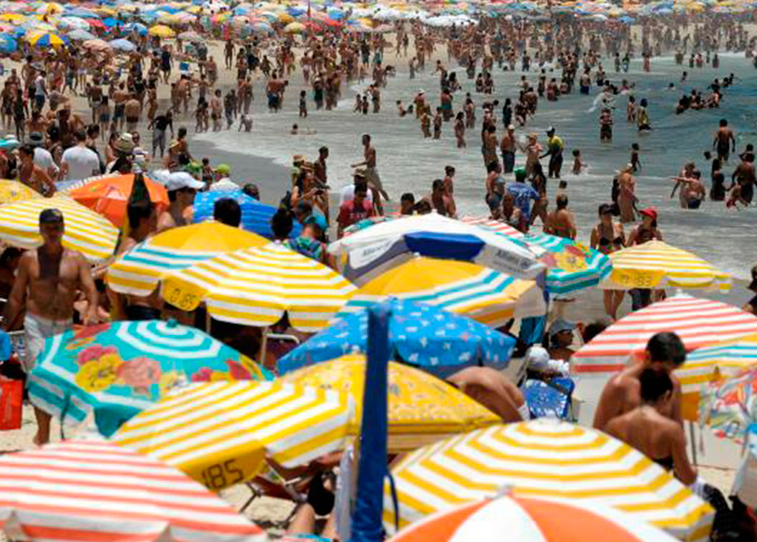 Médicos alertam para risco de complicações vasculares no verão