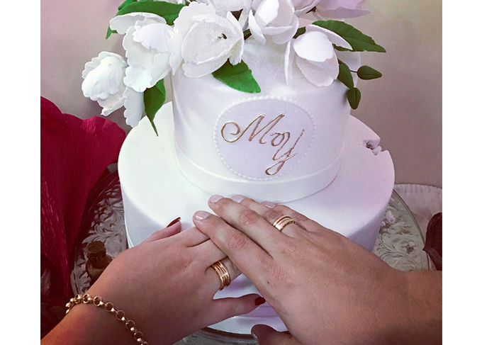 Marília Mendonça é pedida em casamento na noite de Natal
