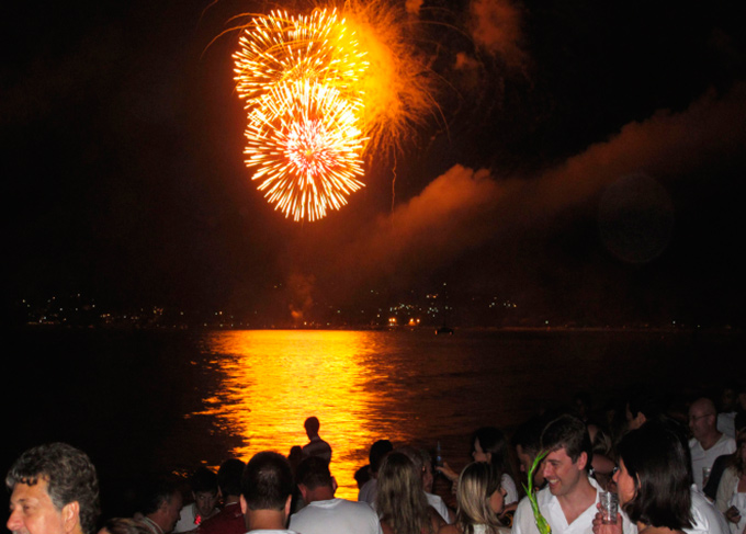 Confira a programação das festas no litoral matense 